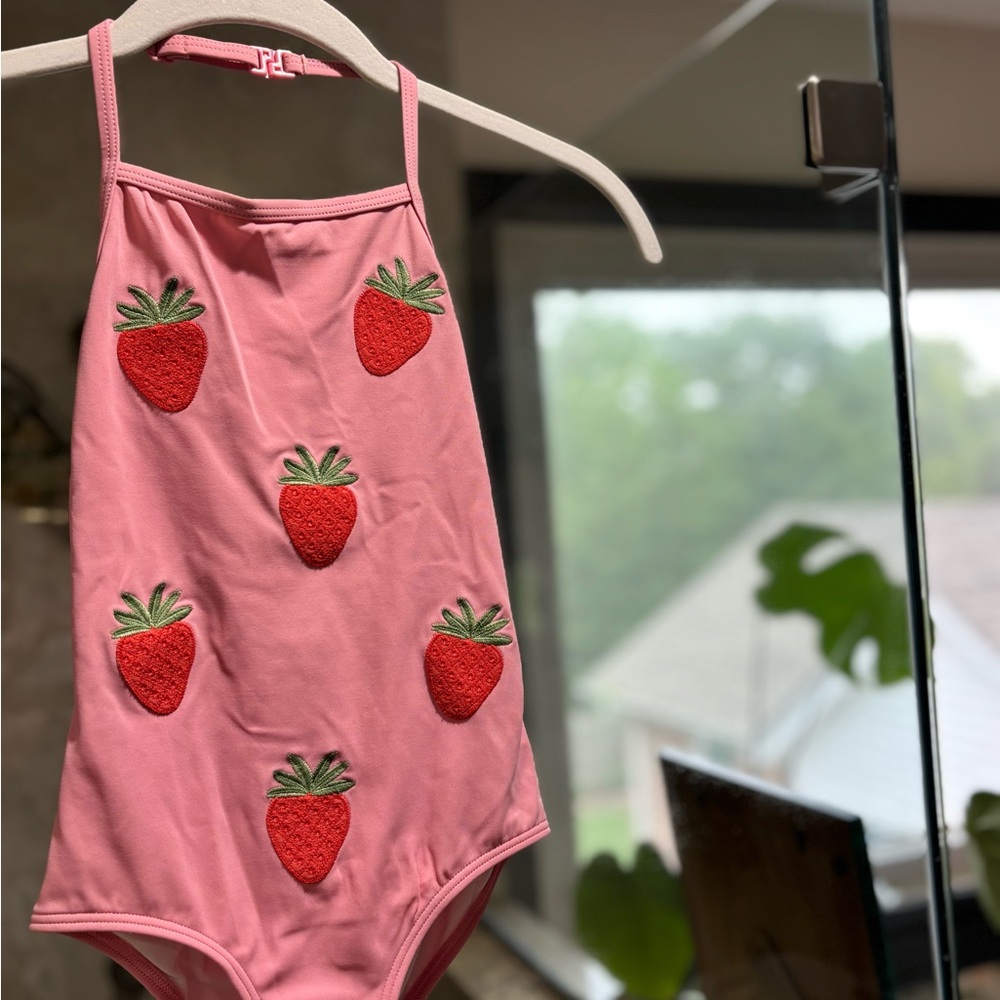 Pink mini- Boden 🍓🍓🍓🍓🍓 Swimsuit girls 5-6
